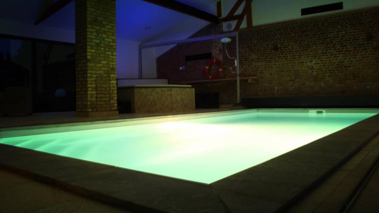 Au Grand Saule Villa Les Attaques Oda fotoğraf
