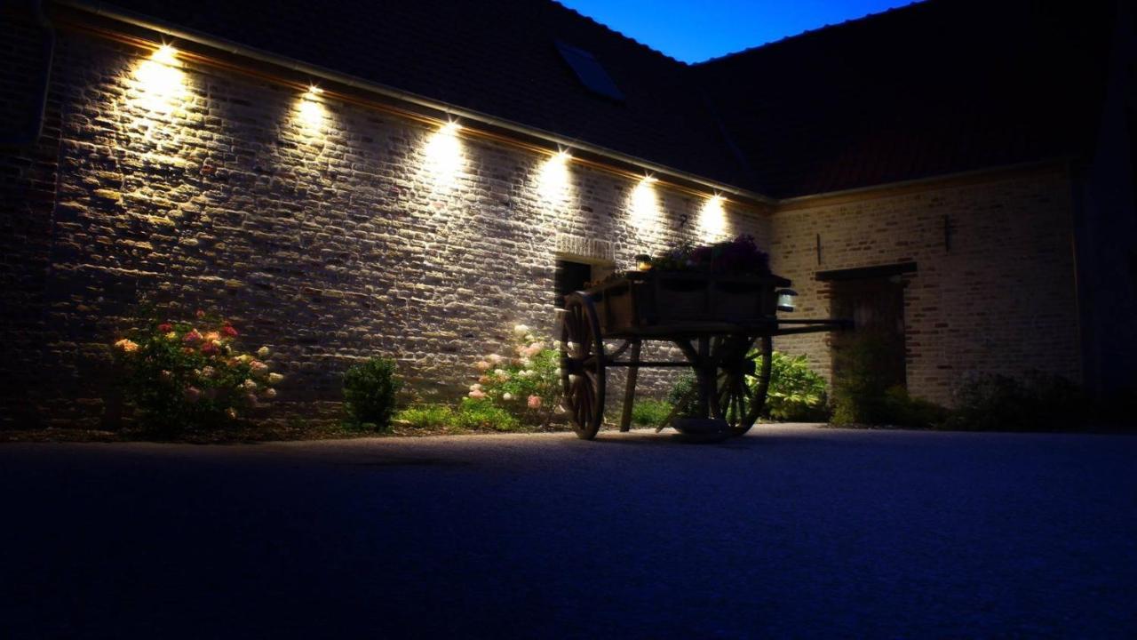 Au Grand Saule Villa Les Attaques Oda fotoğraf